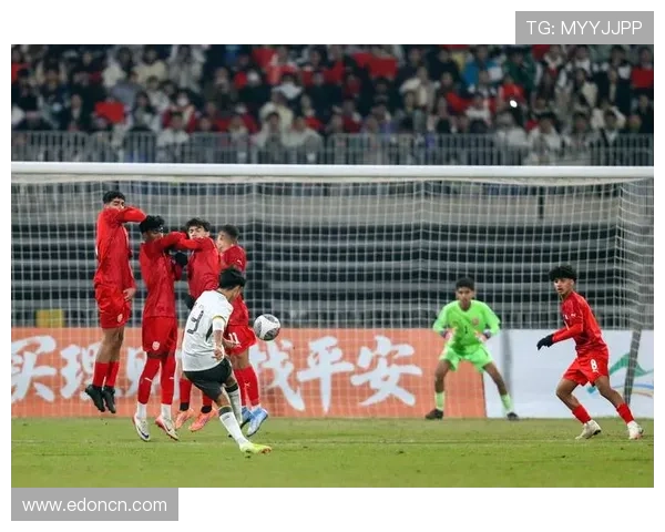 中国男足备战世界杯亚洲区预选赛新阵容引发球迷热议与期待未来表现