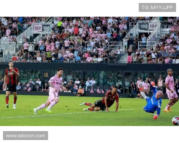 梅西加盟迈阿密国际后首场比赛精彩表现助球队大胜